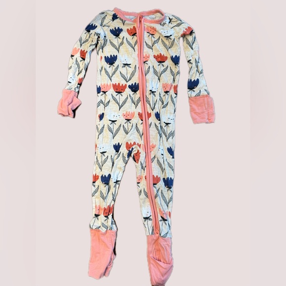 Little sleepies flower friends 6-12 months onesie - Picture 1 of 6